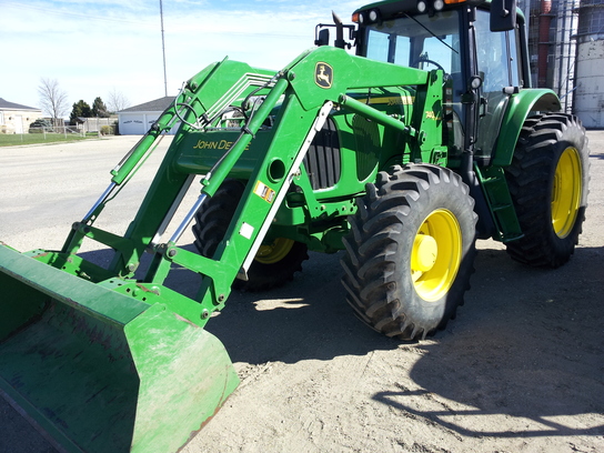 2005 John Deere 7420