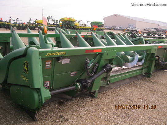 2011 John Deere 608C