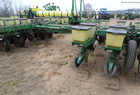  John Deere 7000