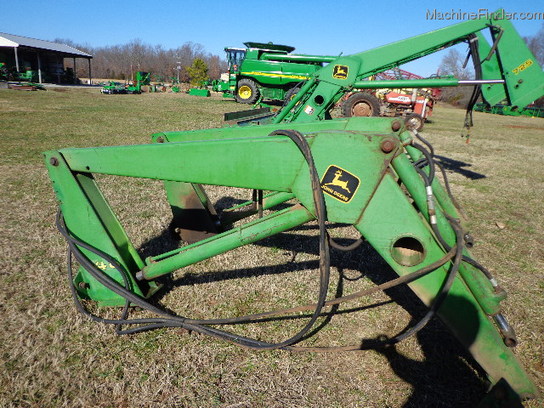  John Deere 148