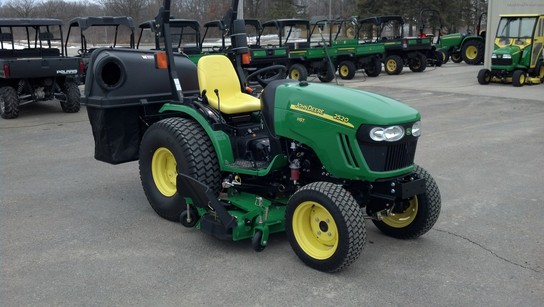 2011 John Deere 2520