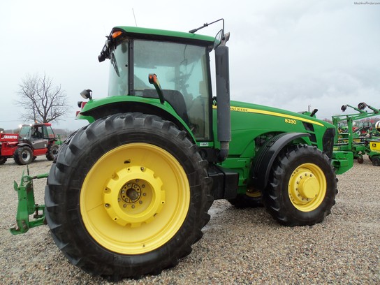 2006 John Deere 8330