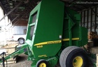 2010 John Deere 568