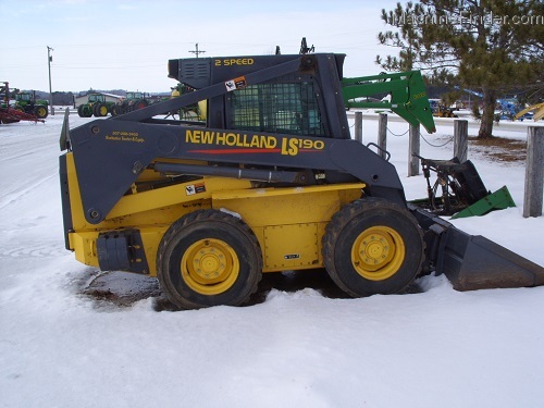 2000 New Holland LS190