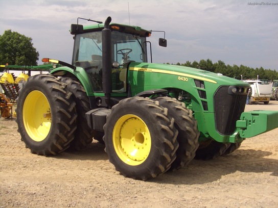 2007 John Deere 8430