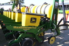 2001 John Deere 1750
