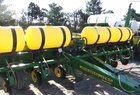 2001 John Deere 1750
