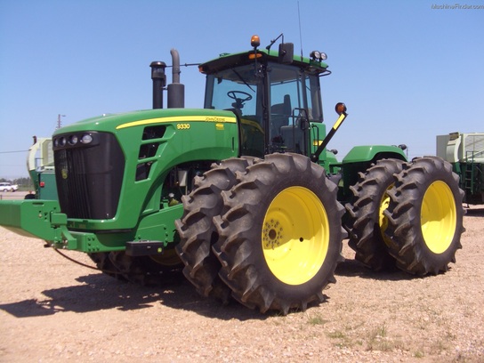 2011 John Deere 9330