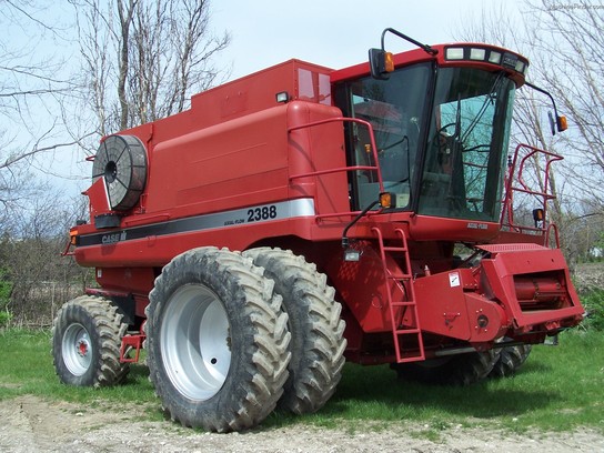 2003 Case IH 2388