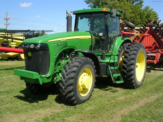 2005 John Deere 8320