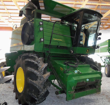 1982 John Deere 7720