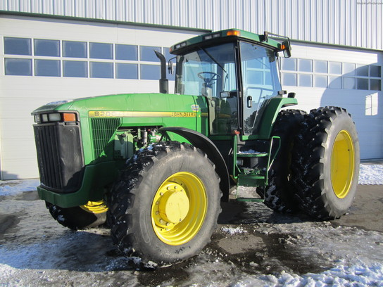 1994 John Deere 8200