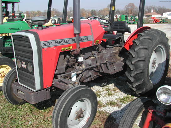 1989 Massey - Ferguson 231