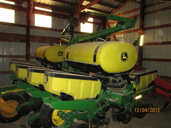 2011 John Deere 1760