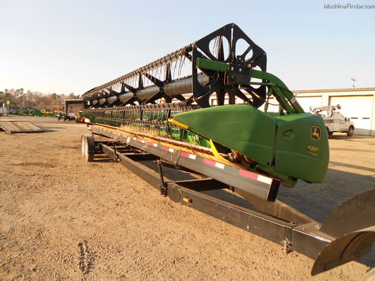 2004 John Deere 630F