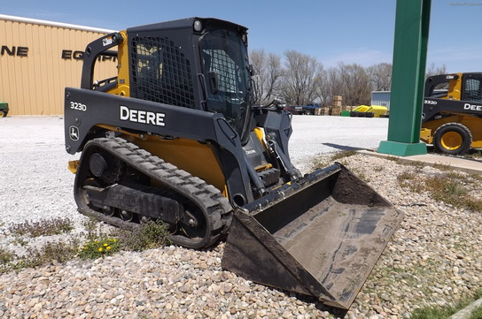 2012 John Deere 323D TRACK SKID LOADER