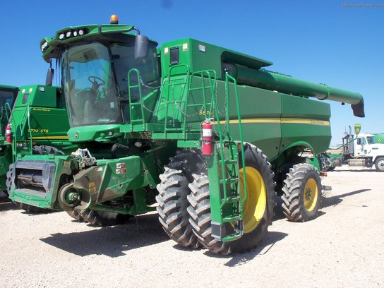 2012 John Deere S670