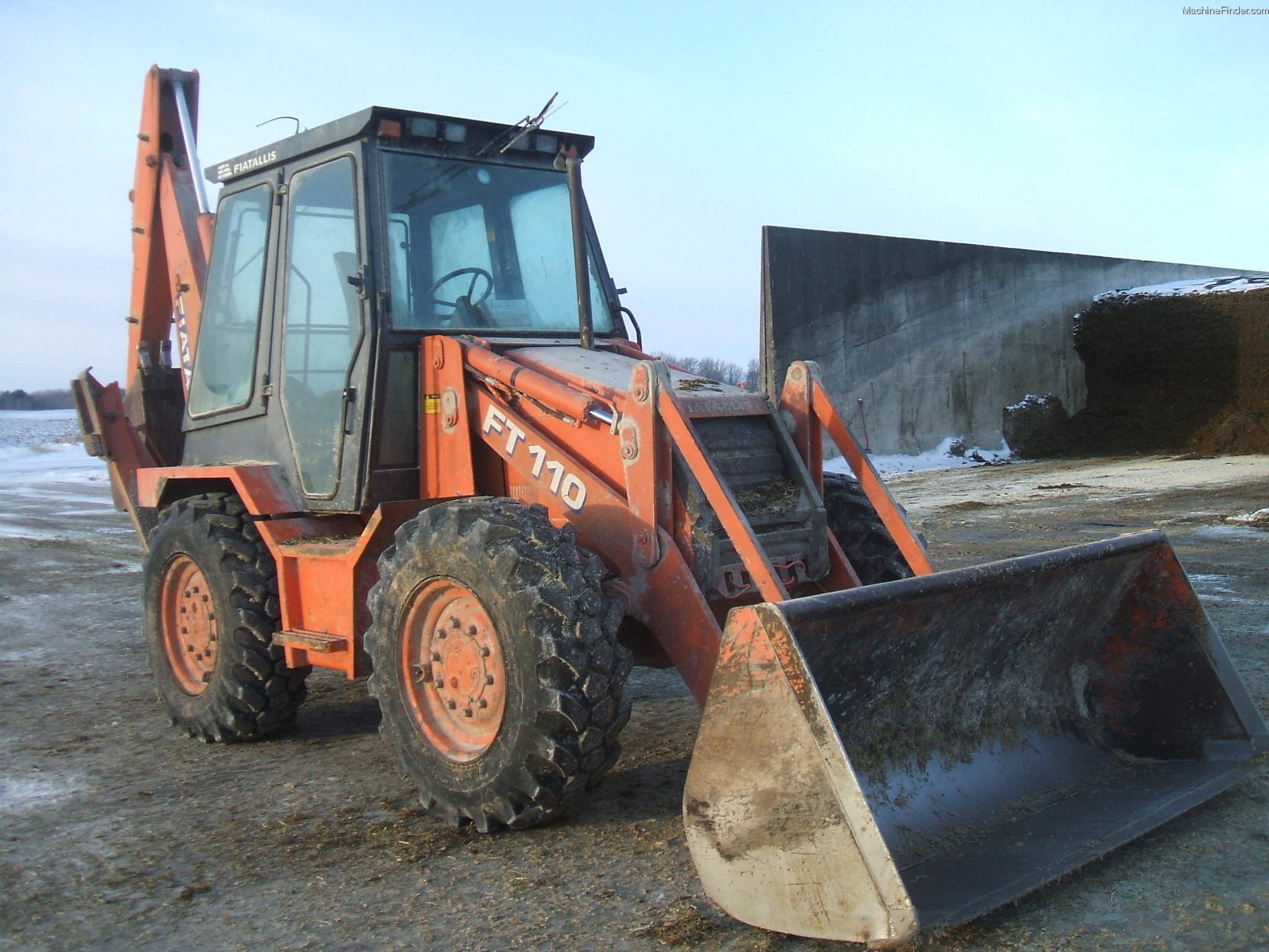 1998 FiatAllis FT110 Backhoe Loaders John Deere MachineFinder