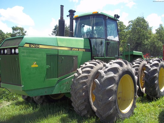 1990 John Deere 8760