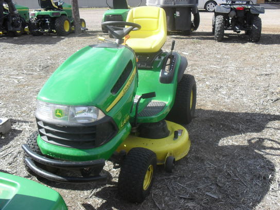2010 John Deere LA135