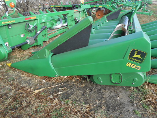 2000 John Deere 893