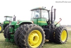 2002 John Deere 9220