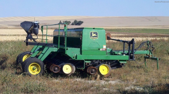  John Deere 750