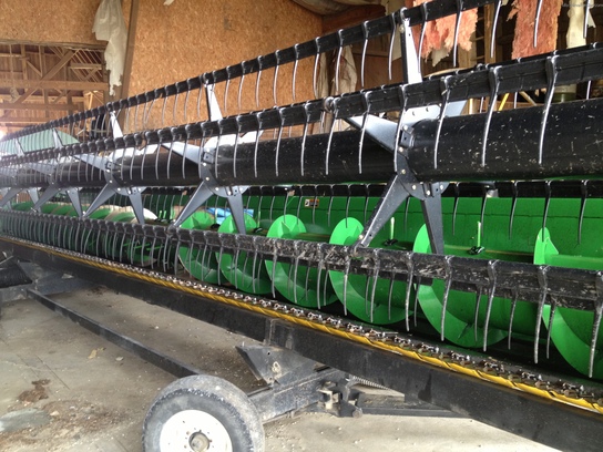 2011 John Deere 635F