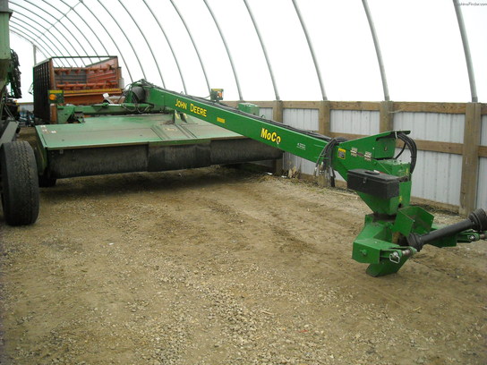 2009 John Deere 956