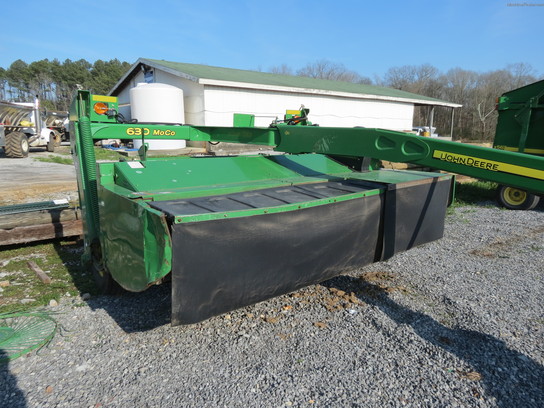 2012 John Deere 630