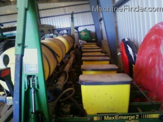  John Deere 7200
