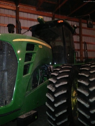 2010 John Deere 9230
