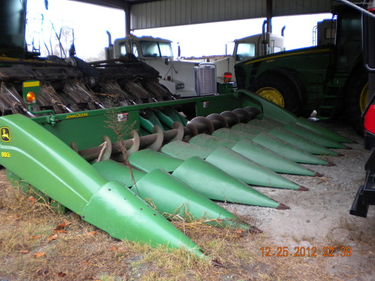 2004 John Deere 893
