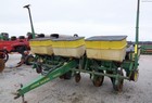 1990 John Deere 7200