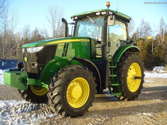 2011 John Deere 7200R