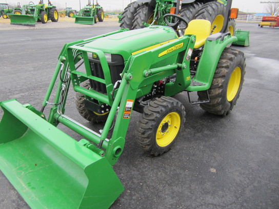 2012 John Deere 3038E