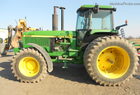 1989 John Deere 4555