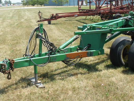  John Deere 750