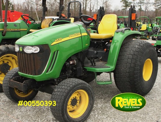 2004 John Deere 4520