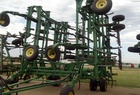 2004 John Deere 2410