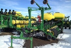 2010 John Deere 1770NT