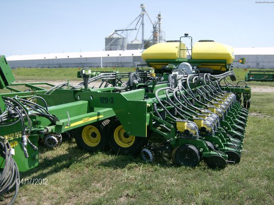 2010 John Deere DB60