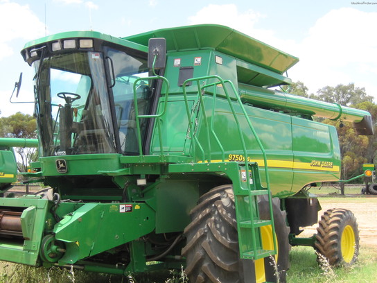 2000 John Deere 9750