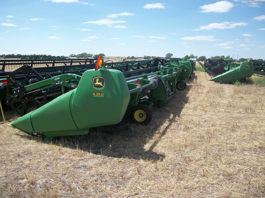 2012 John Deere 635D