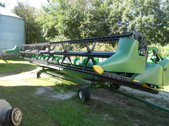 2009 John Deere 630F