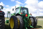 2012 John Deere 7430