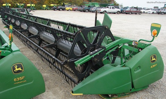 2007 John Deere 635F