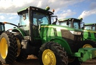 2011 John Deere 7230R