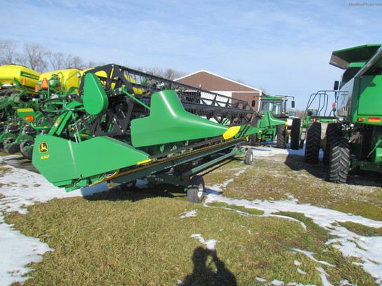 2011 John Deere 630F