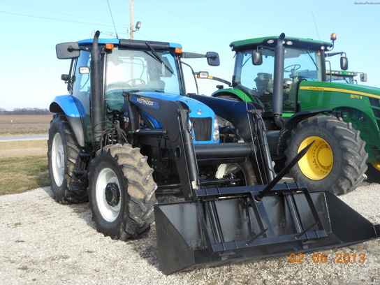2006 New Holland TS115A